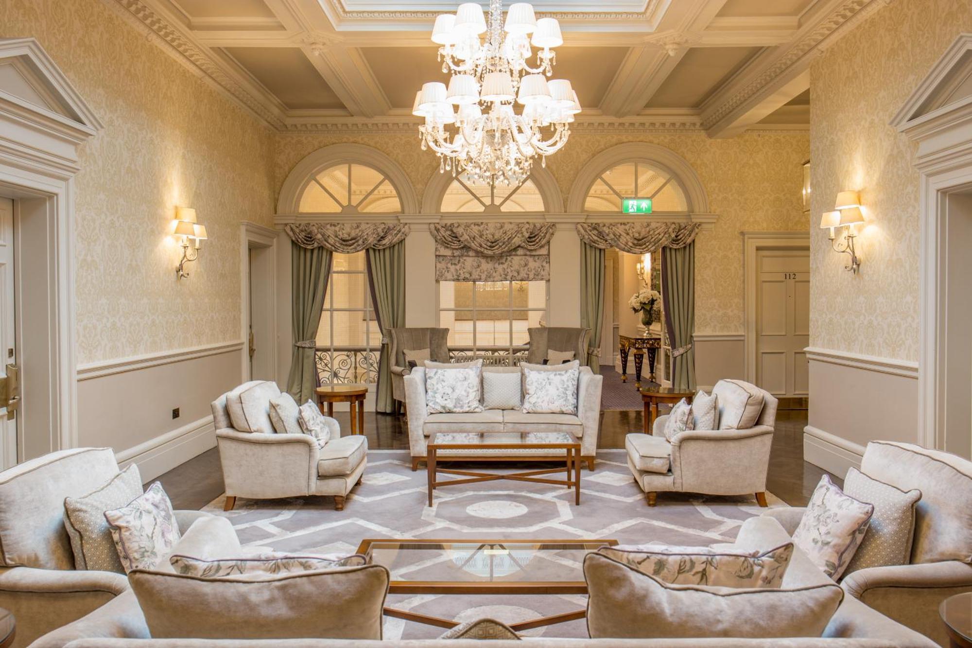 Down Hall Hotel Hatfield Heath Exteriör bild