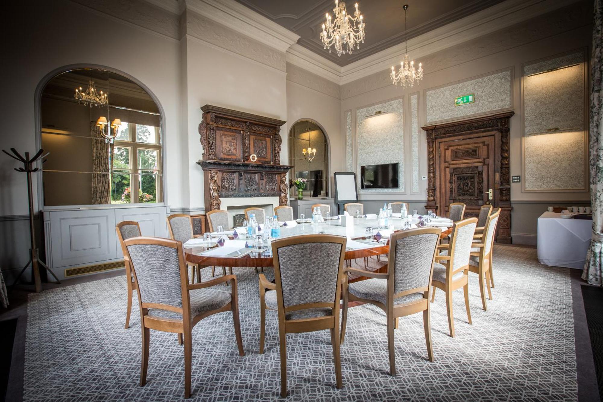 Down Hall Hotel Hatfield Heath Exteriör bild