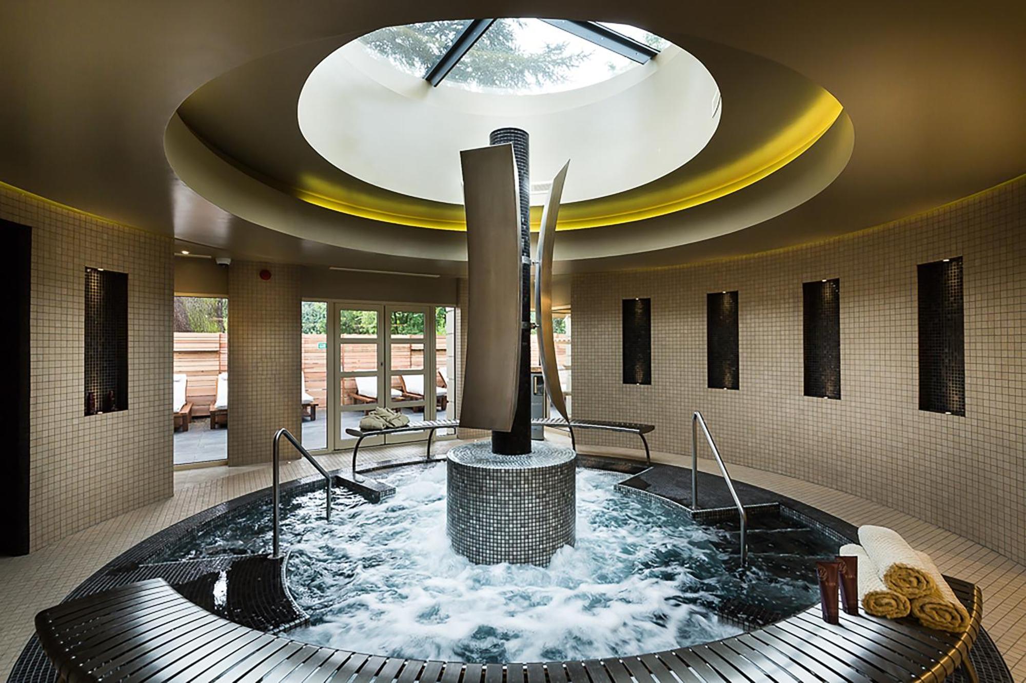 Down Hall Hotel Hatfield Heath Exteriör bild